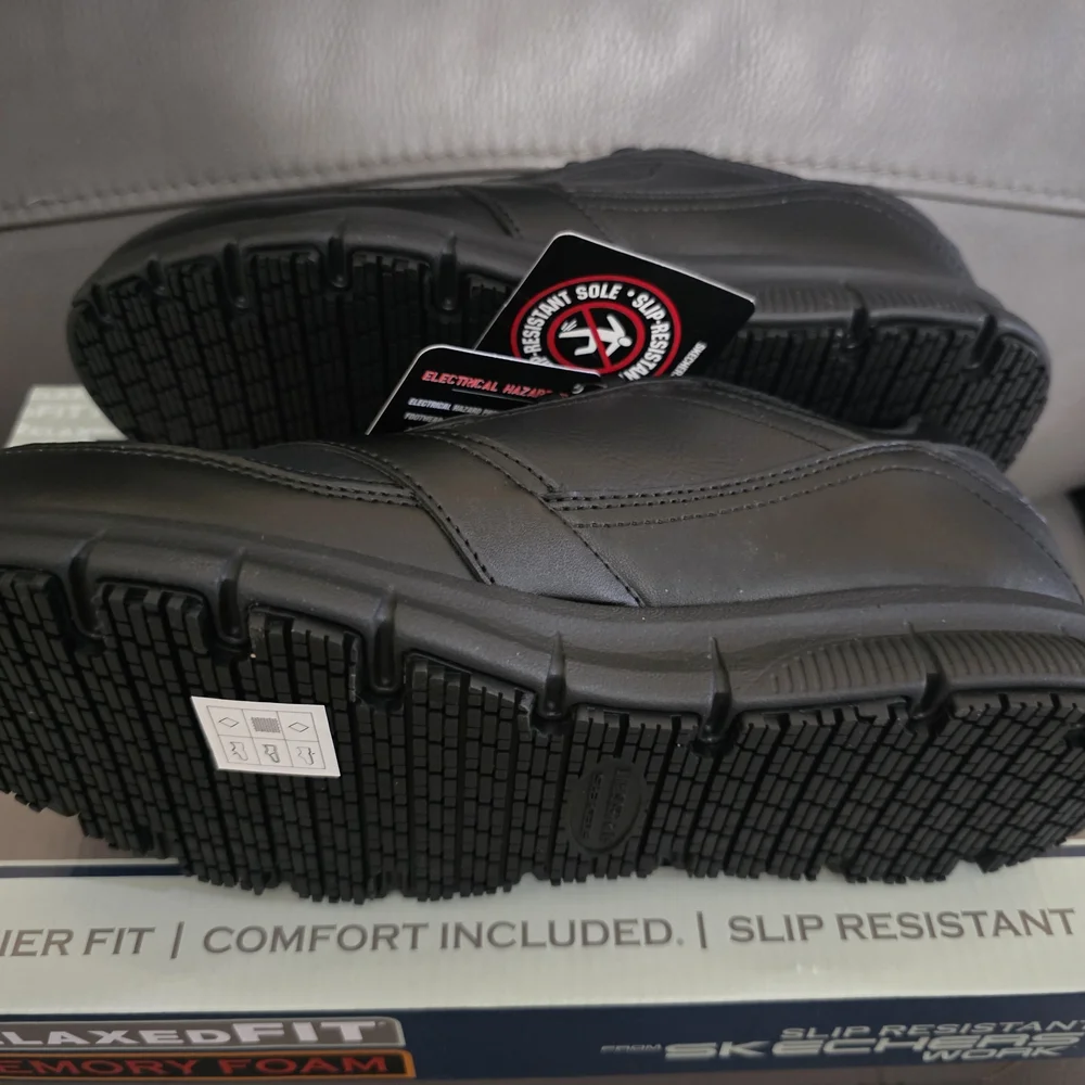 Skechers Women's Black Slip Resistant Shoes - Picture 4 of 6